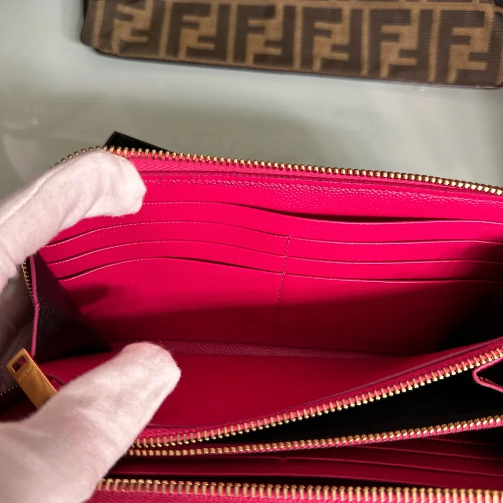 Saint Laurent YSL Monogram Large Zip Wallet in Grained Leather - Picture 8 of 11